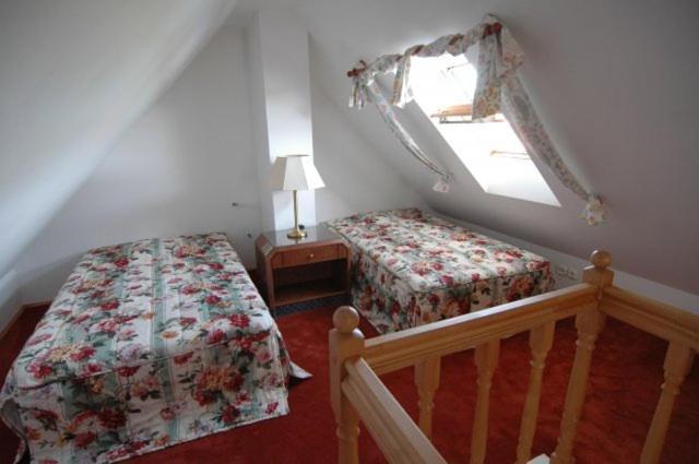 Hotel Zoldhaz Bio Panzio Gyenesdiás Pokoj fotografie